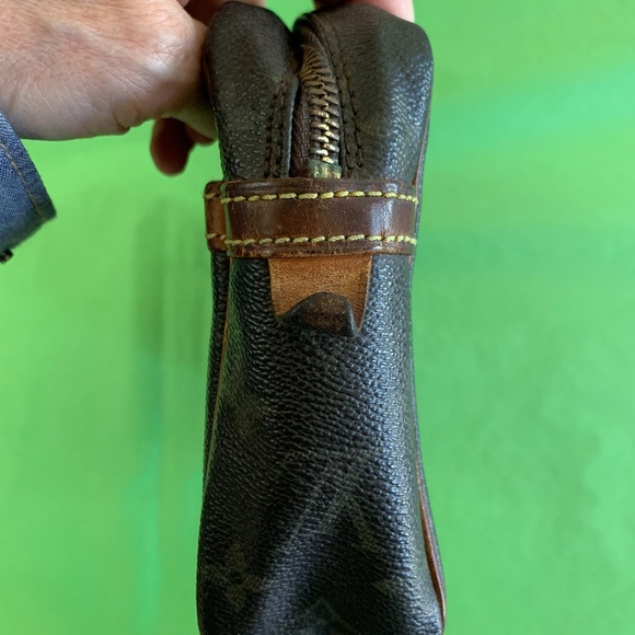 💥Louis Vuitton MONOGRAM LEATHER CLUTCH VINTAGE💥SPECIAL AUCTION TONIGHT‼️ - Picture 8 of 13